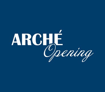 Architect Eva Jiřičná attended the grand opening of the Arché building