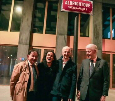  Bill Clinton visits Madeleine Albright Boulevard in Smíchov